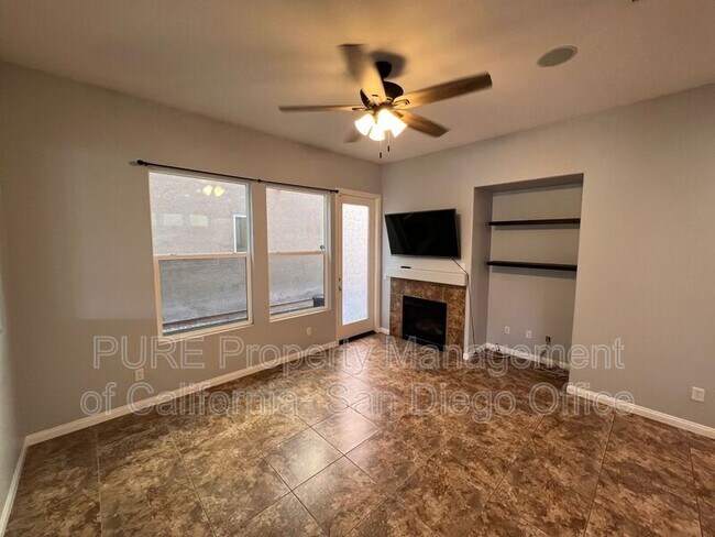 Foto del edificio - 1642 Irwin St