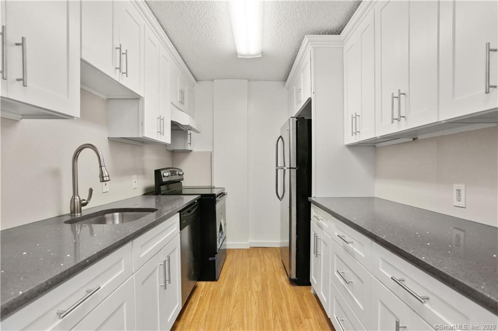 Primary Photo - 1 Strawberry Hill Ave