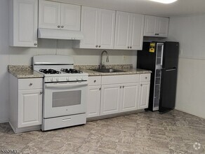 Building Photo - 60 E McFarlan St