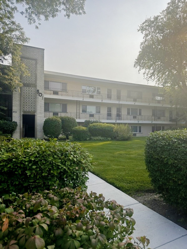 Primary Photo - 501 E Prospect Ave