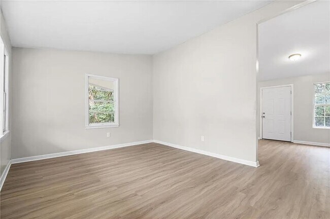 Foto del edificio - 3 bed 1.5 bath Stunner in Mobile