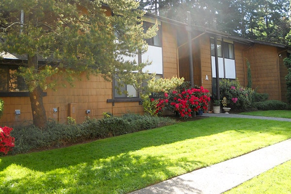 Building Photo - 2607 NE 195th Ln