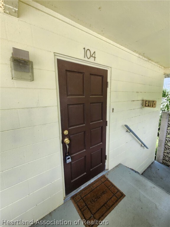 Primary Photo - 136 N Verona Ave