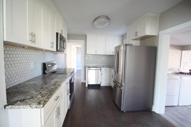 Foto del edificio - 226 W 81st St