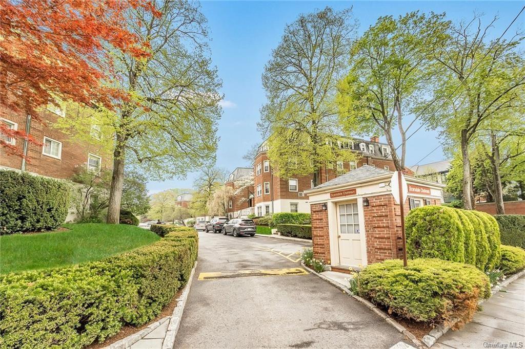 3 Chateaux Cir Unit 3I, Scarsdale, NY 10583 Condo for Rent in