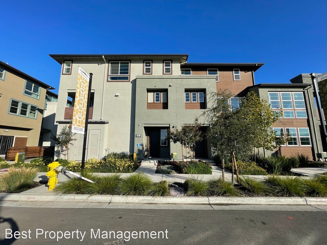 Primary Photo - 3 br, 2.5 bath House - 5700 Greige Cir Unit B