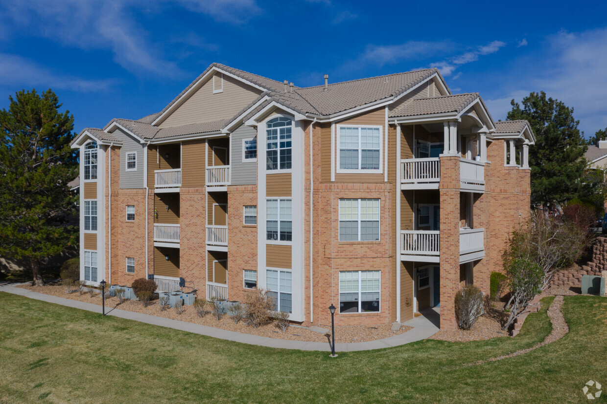 The Bluffs At Highlands Ranch Apartments Highlands Ranch CO   The Bluffs At Highlands Ranch Highlands Ranch Co Primary Photo 