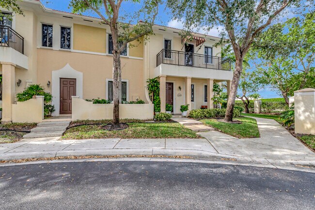 Building Photo - 2500 Venetian Ct