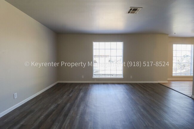 Foto del edificio - 2 Bed | 2 Bath in Central Tulsa!