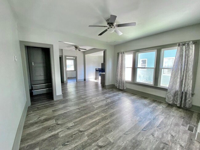 Foto del edificio - 640 E Dover Ct