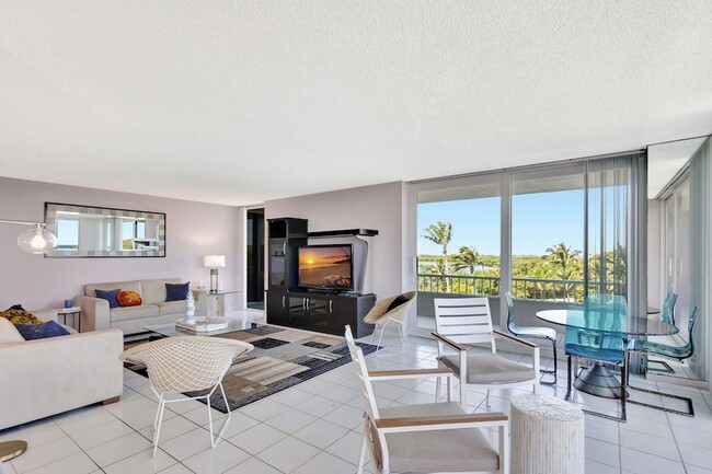 Building Photo - 5550 N Ocean Dr