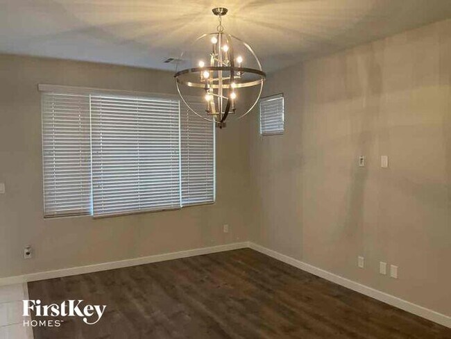 Foto del edificio - 10452 Juniper Brush Ave