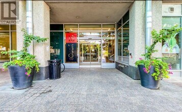 Building Photo - 18 Yonge St
