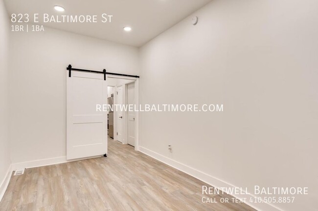 Foto del edificio - 823 E Baltimore St