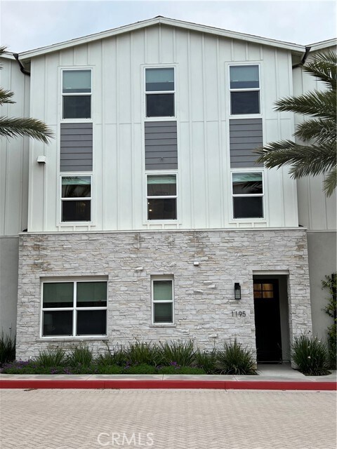Building Photo - 1195 Winslow Ln