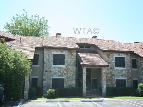 Building Photo - 4411 Spicewood Springs Rd