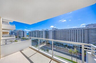 Building Photo - 5600 Collins Ave
