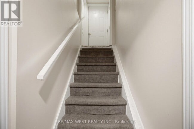 Building Photo - 6409 Torre Dr