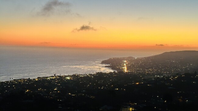 Breathtaking sunset views - 1339 La Mirada St