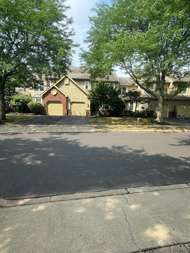 Building Photo - Lansdale community home for rent.