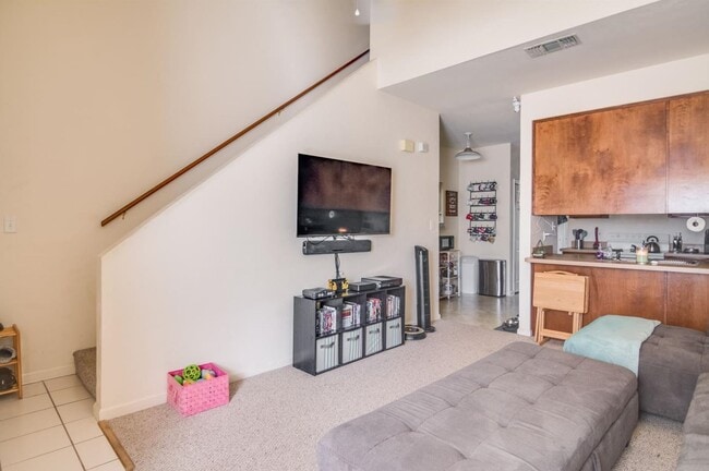 Building Photo - 1816 Seay Ct