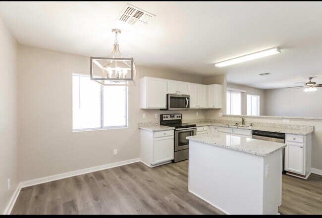 Foto del edificio - 3134 W Wayland Dr
