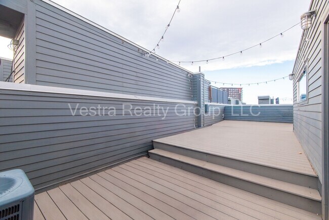 Foto del edificio - 2680 Blake St