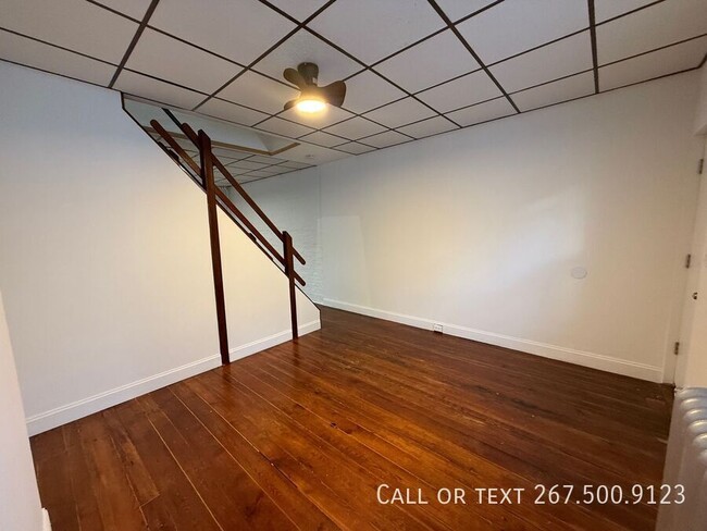 Building Photo - 2106 E Lippincott St