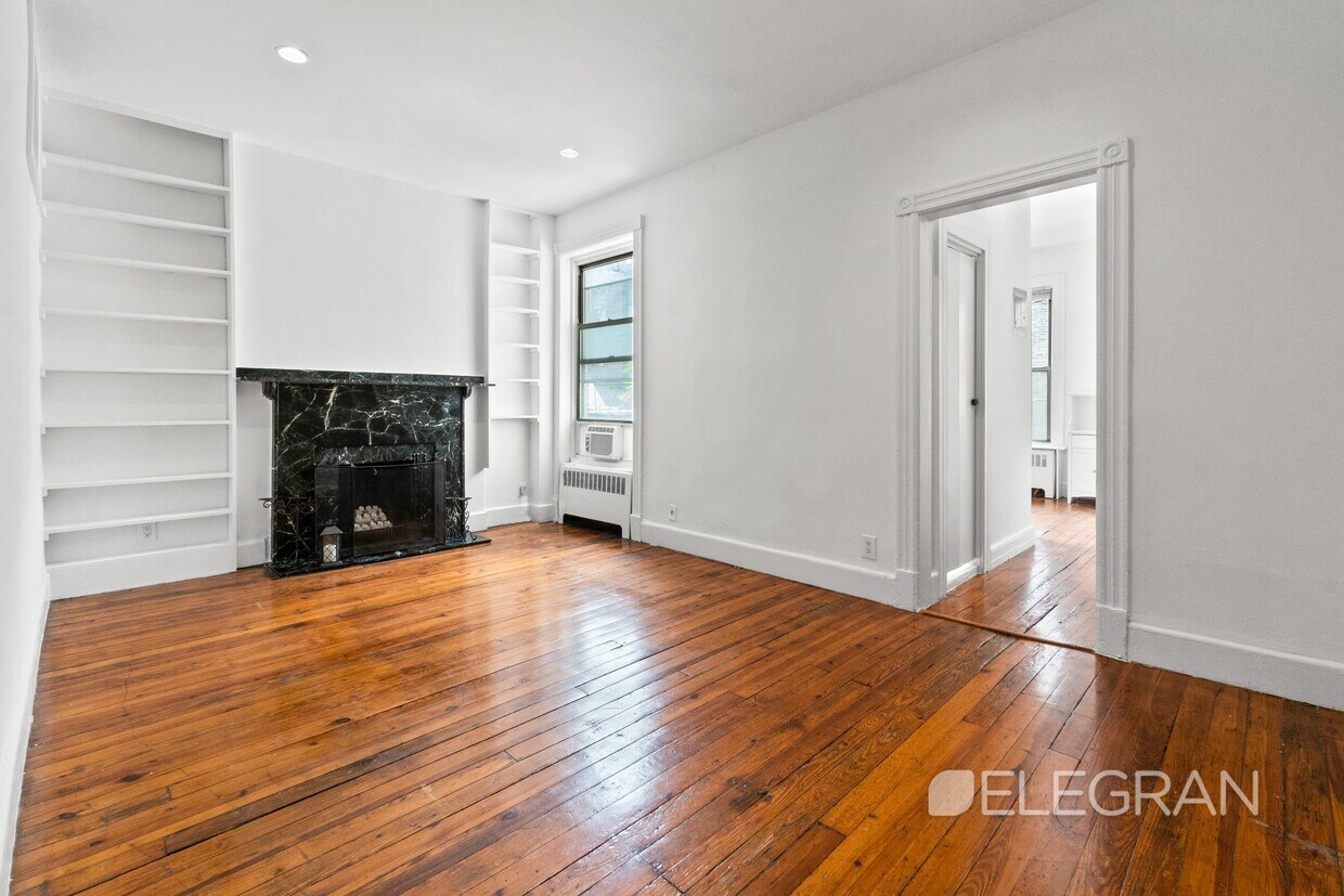 Primary Photo - 348 E 78th St