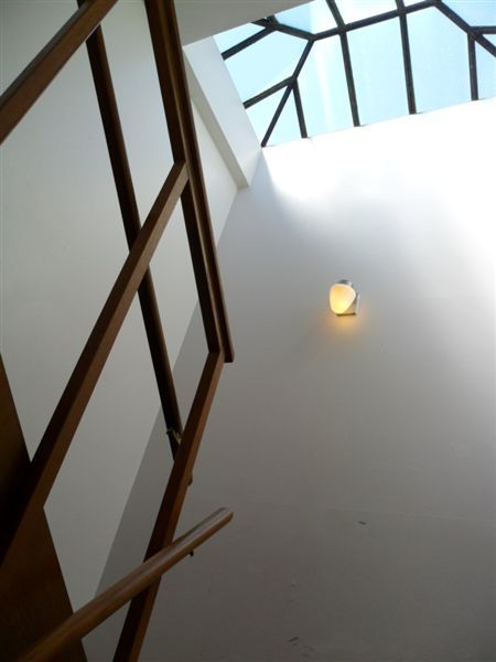 Building Photo - 3069 N Oakland Ave