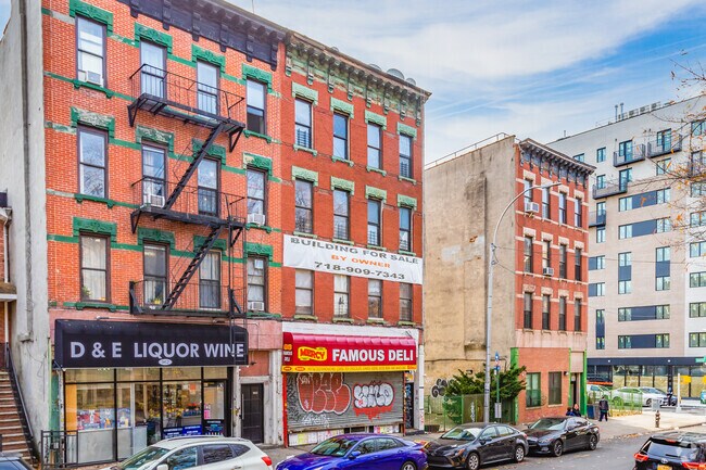Building Photo - 960 Myrtle Ave