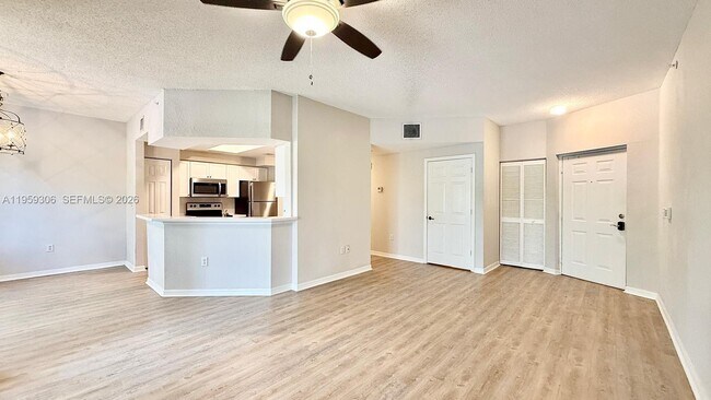 Building Photo - 2730 Anzio Ct