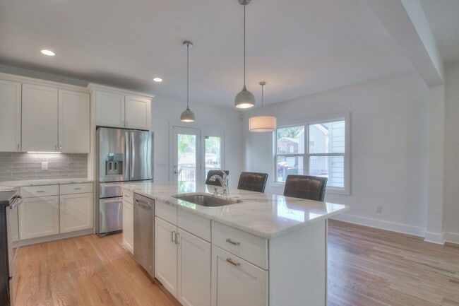 Photo - 1710 Nubell St Apartment