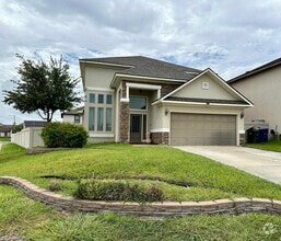 Building Photo - 302 Altozano Dr