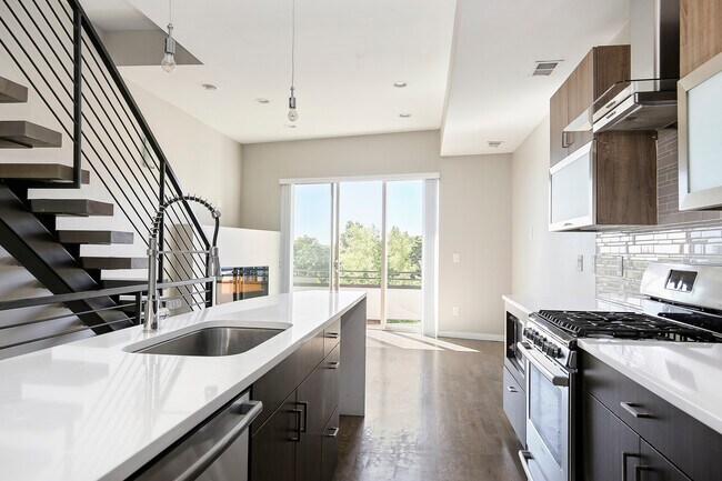 Cocina 2 - 2602 W 24th Ave