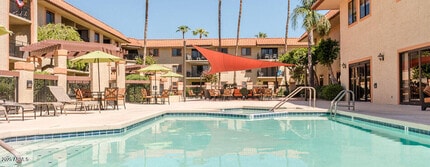 Building Photo - 10330 W Thunderbird Blvd