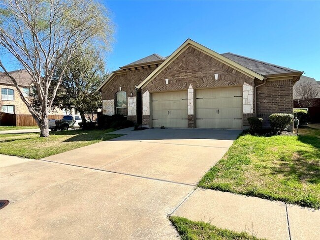 Building Photo - 808 Partridge Dr