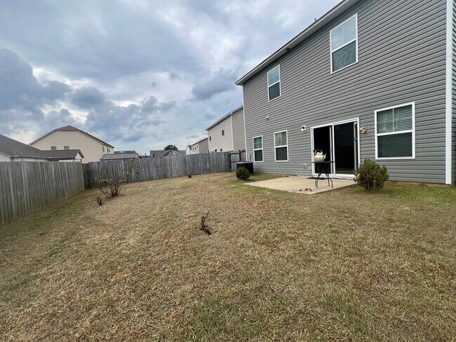 Building Photo - 1724 Kodiak Ct