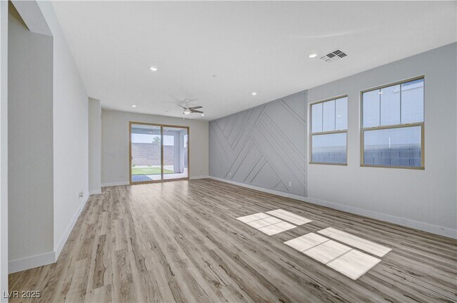 Foto del edificio - 12470 Madison Pk Pl