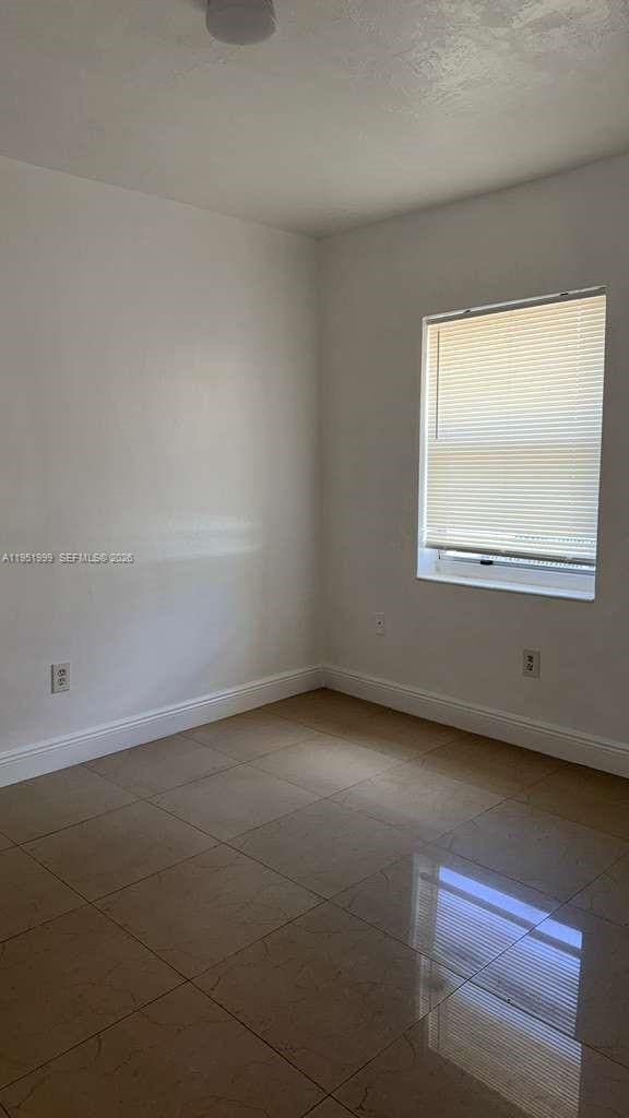 Foto del edificio - 19377 NW 29th Ave