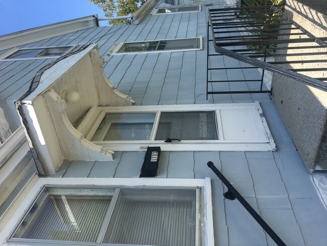 Foto del edificio - 1733 N Church St
