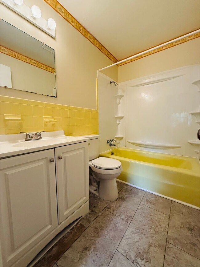 Foto del edificio - 3 Bedroom, 2.5 Bath Townhouse