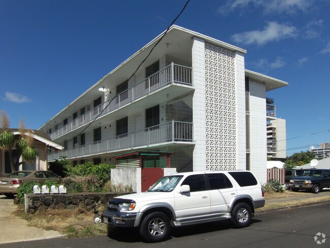 Building Photo - 1745 Anapuni St