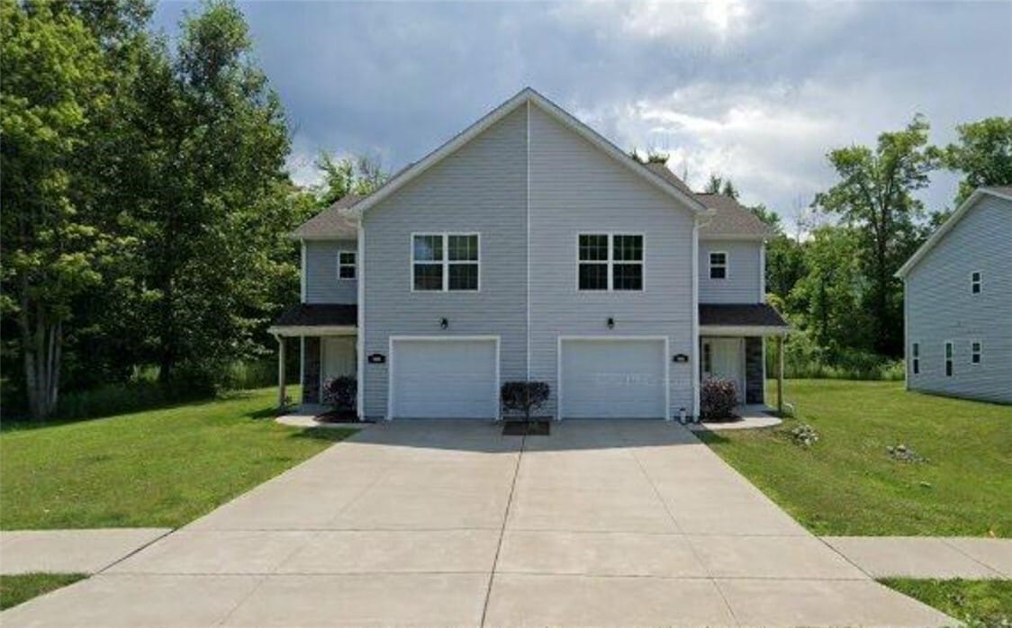 5259 Crabapple Dr, Erie, PA 16509 Townhome Rentals in Erie PA