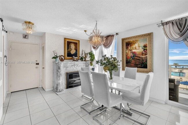 Building Photo - 2030 S Ocean Dr