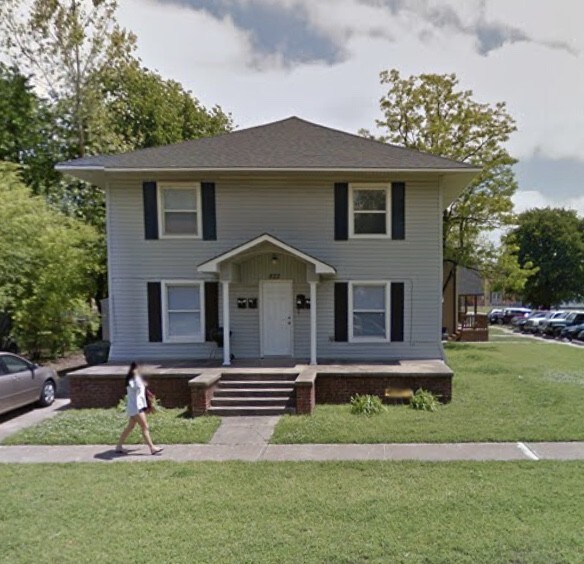 Primary Photo - 823 Monnett Ave