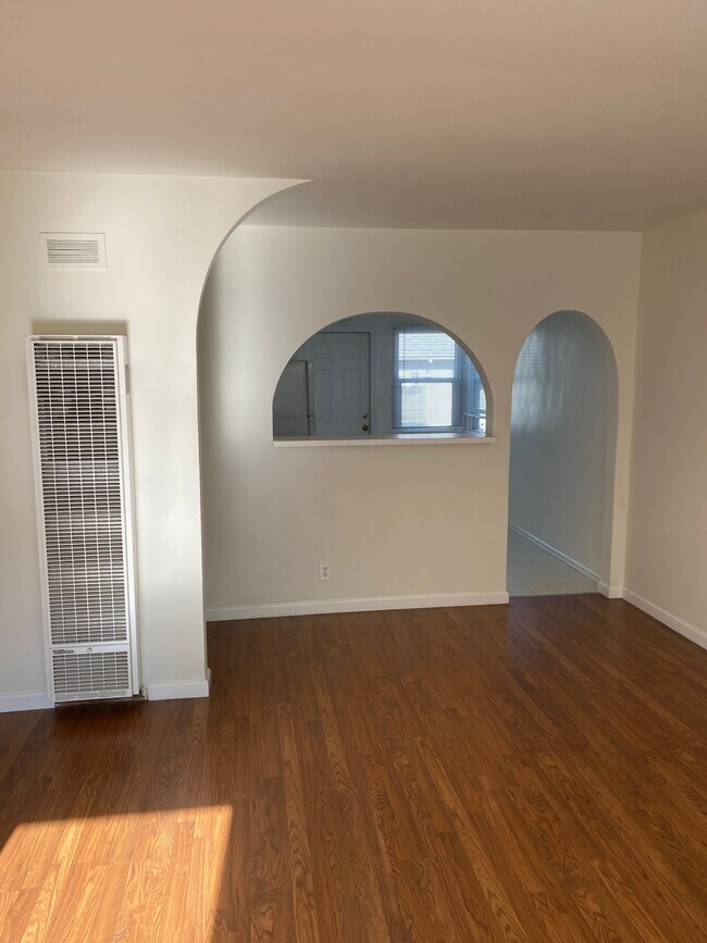 Building Photo - 1301 Manhattan Beach Blvd