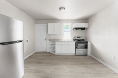 Foto del edificio - 1217 Pineview St
