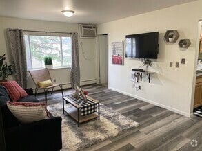 Building Photo - The Edge at 1815 - Student Housing