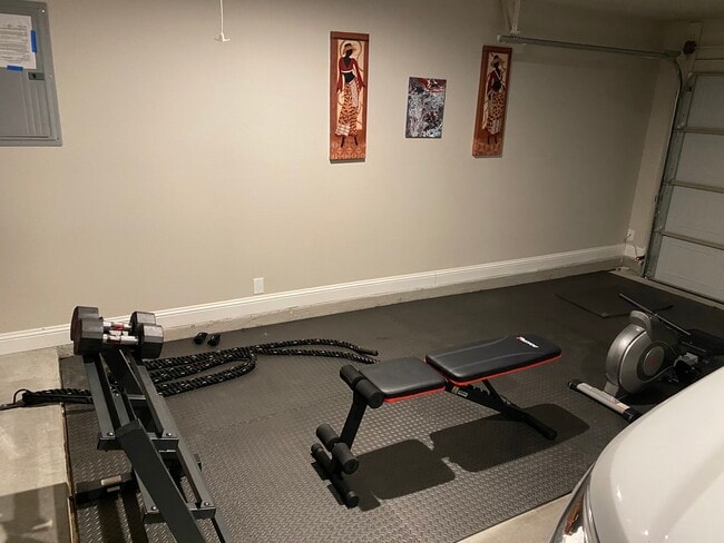 2 Cars Garage (used a side for personal gym equipment) - 8902 Wagon Way